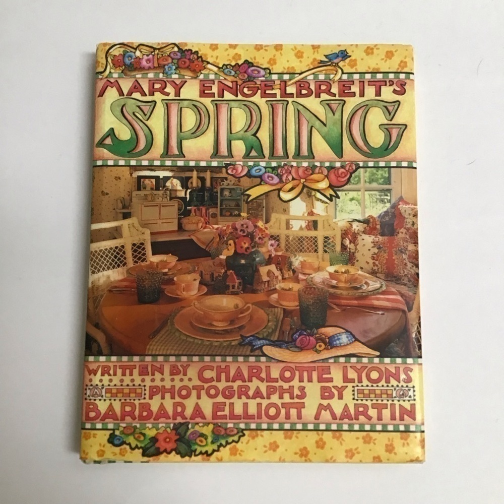 Mary Engelbreit's 1997 Spring Easy Craft Book Mini Hardcover by Charlotte Lyons